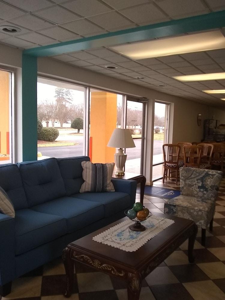 Howard Johnson by Wyndham Virginia Beach Zewnętrze zdjęcie
