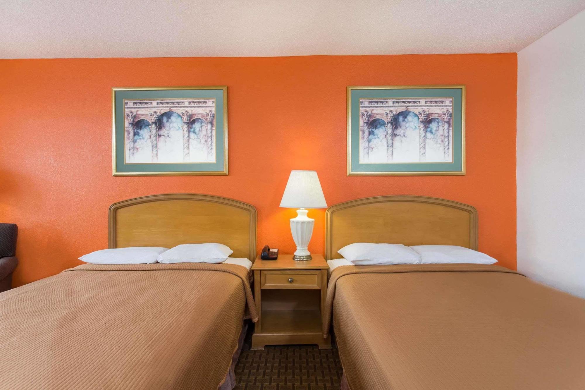 Howard Johnson by Wyndham Virginia Beach Zewnętrze zdjęcie